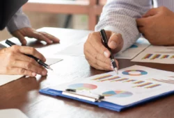 US 20-Year Bond Yields Hit Record High: Is It Time to Rebalance Your Portfolio?